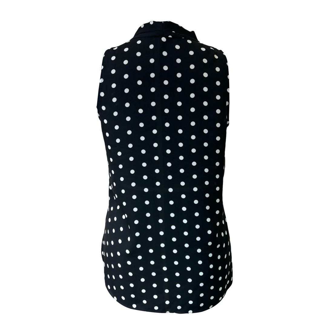 Blusa negra con puntos